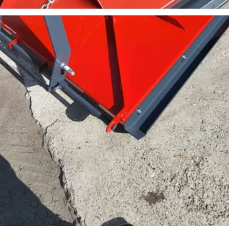 Detalj zavarenog ruba i konstrukcije kućišta malčera